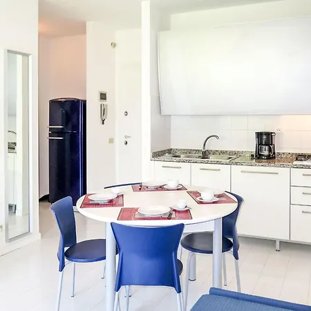 Parco Hemingway-9 By Interhome